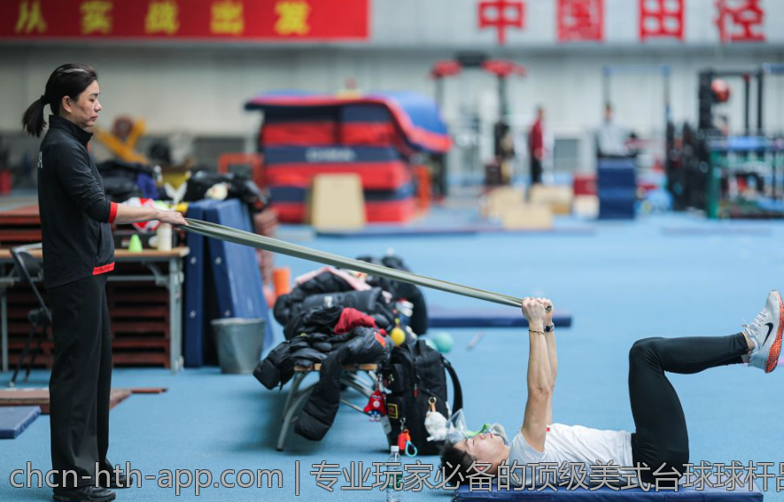 专业玩家必备的顶级美式台球球杆品牌介绍