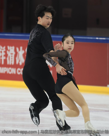 马赛足球俱乐部高层宣布新帅上任计划未来可期